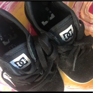 DC shoes kids size 11